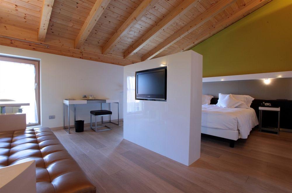 Hotel San Martino Treviglio Bagian luar foto